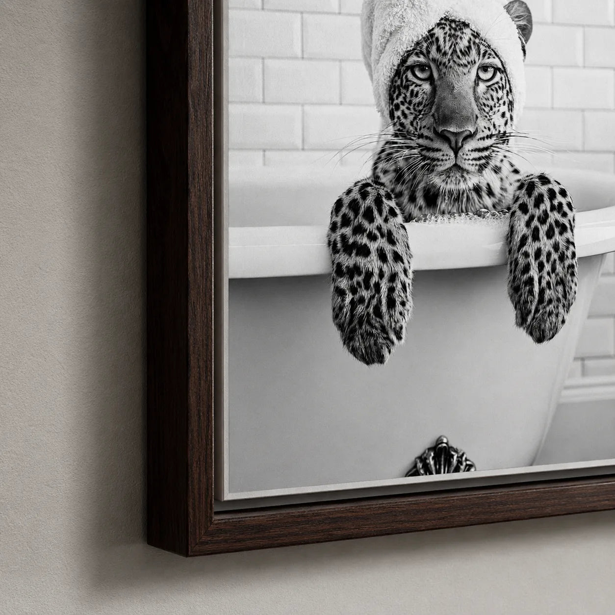 Leopard in Bathtub Wall Art Decor - Wall Art Decor - packaging